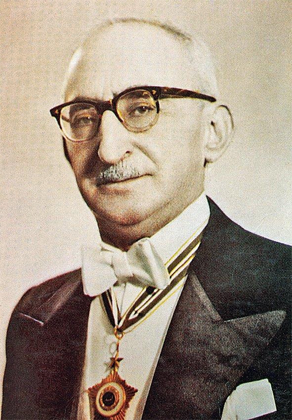 Ali Nihad Tarlan