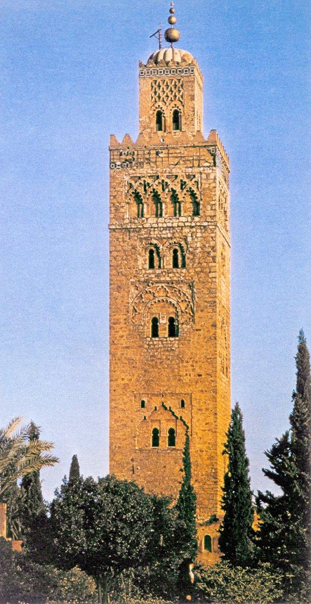 Kütübiyye Camii’nin minaresi