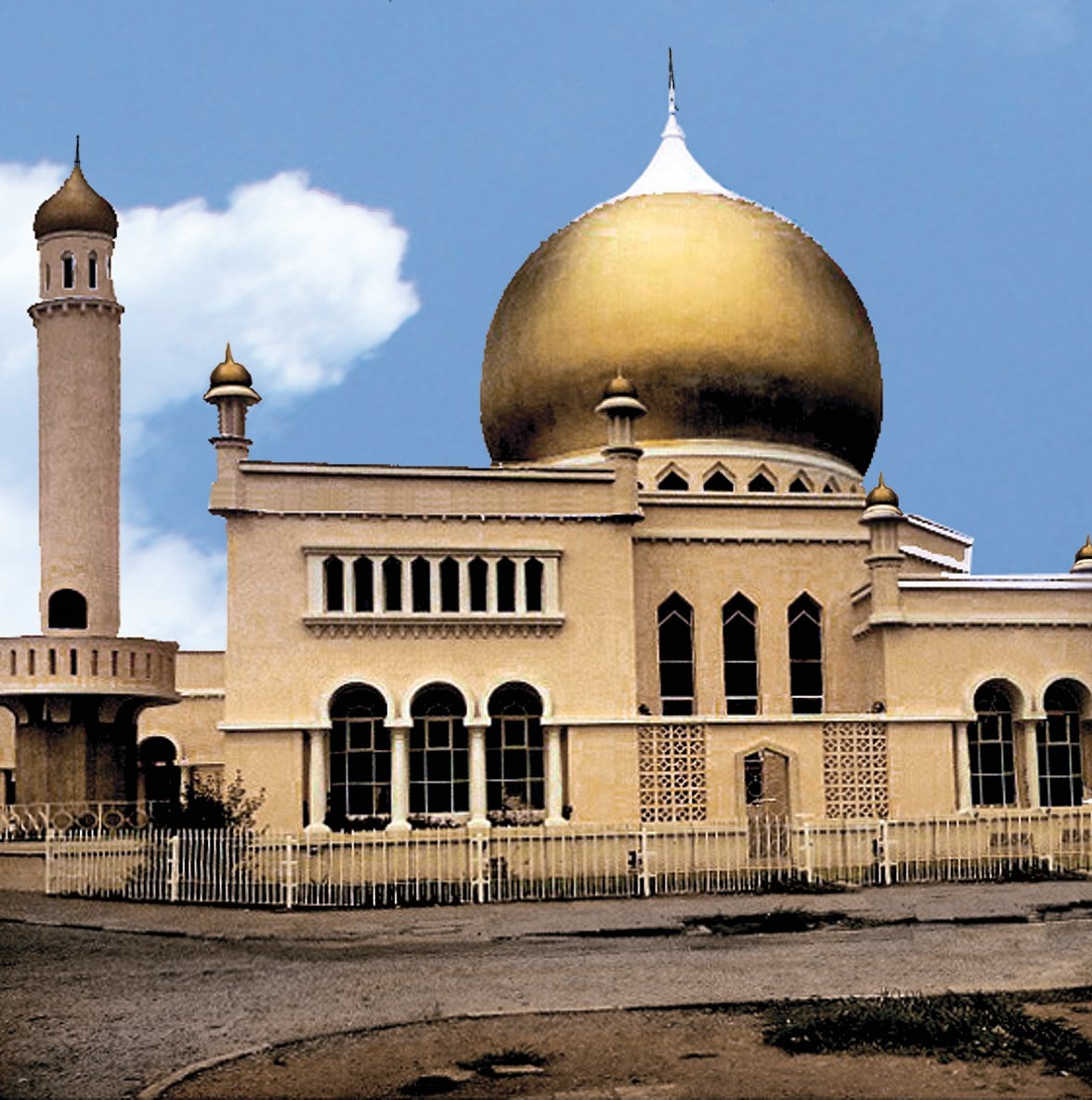 Kvekve şehrindeHintli müslümanların yaptırdığı cami