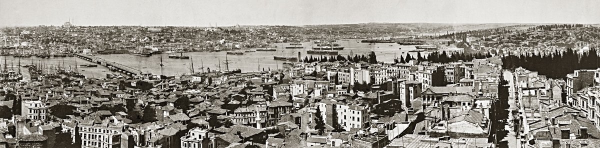 Haliç’in Galata’dan Tersane’ye kadar olan cihetini gösteren panorama (Ahmed Muhtar Paşa, Feth-i Celîl-i Kostantiniyye, İÜ Ktp., TY, nr. 5010)