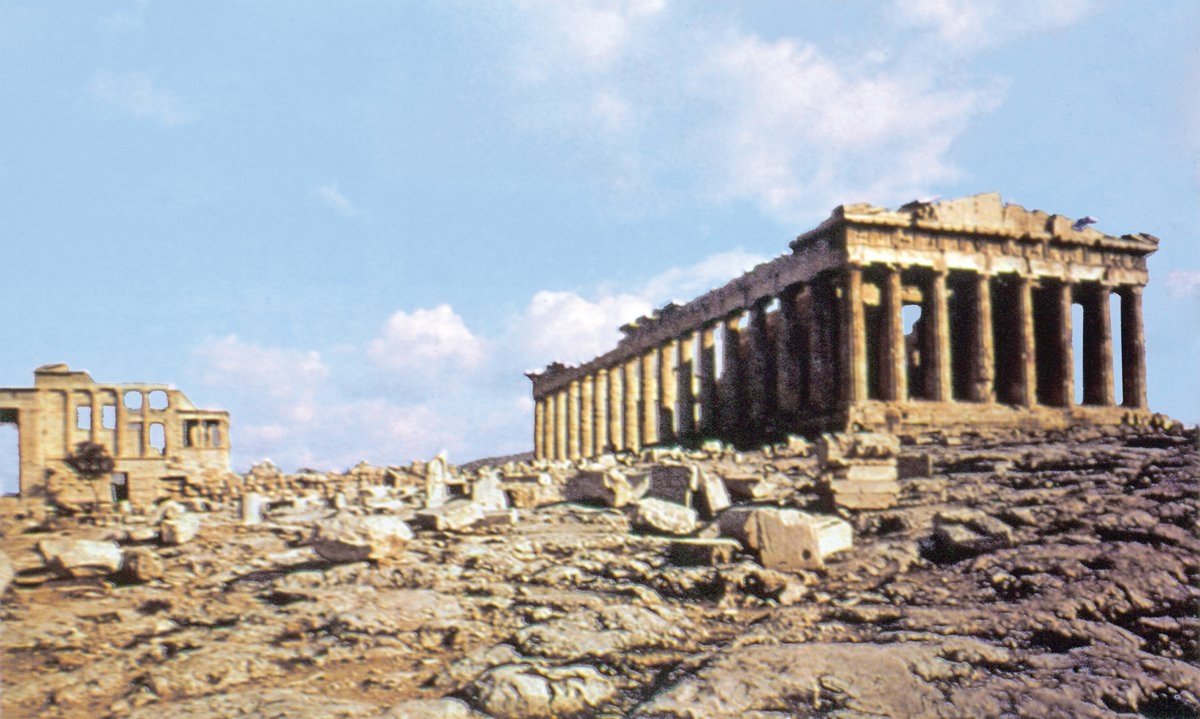 Türk döneminde Atina iç kalesinde cami olarak kullanılan Parthenon Mâbedi