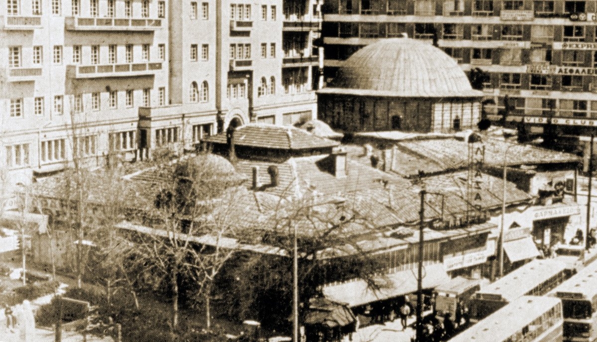 Hamza Bey Camii’nin minaresiz halini gösteren eski bir fotoğraf (Semavi Eyice fotoğraf arşivi)