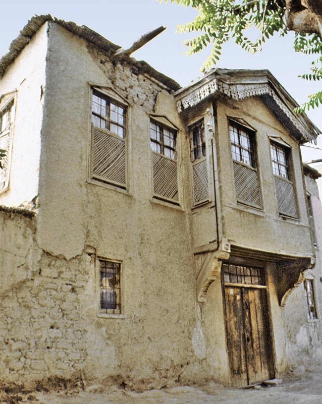 Adıyaman’da Selçuklu geleneğine göre yapılmış eski bir ev