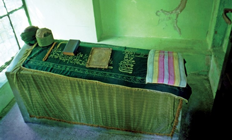 Emîr Buhârî’nin türbesindeki sandukası – Fatih/İstanbul