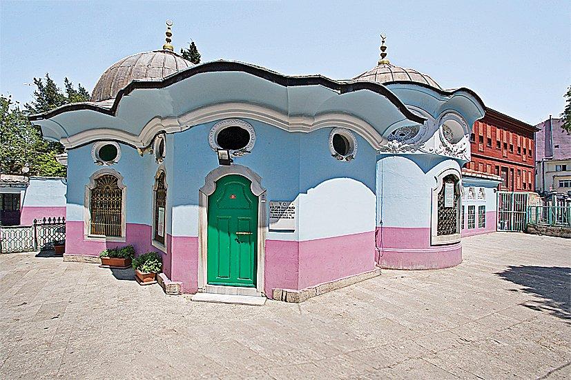Kocamustafapaşa’da Sünbül Sinan Efendi Türbesi – Fatih/İstanbul
