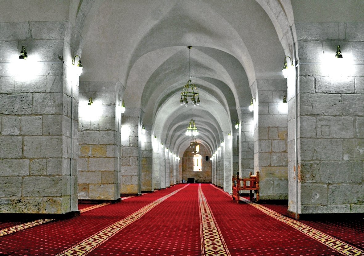 Urfa Ulucamii’nin harim kısmından bir görünüş