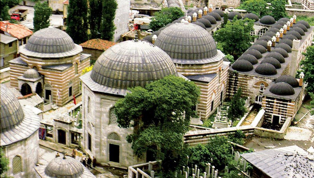 Eyüp’te Sokullu Mehmed Paşa Türbesi ve Medresesi