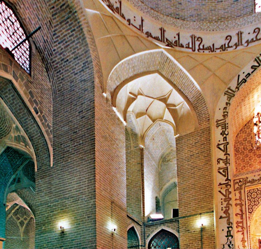Mûsâ Kâzım Camii’nin içinden bir görünüş
