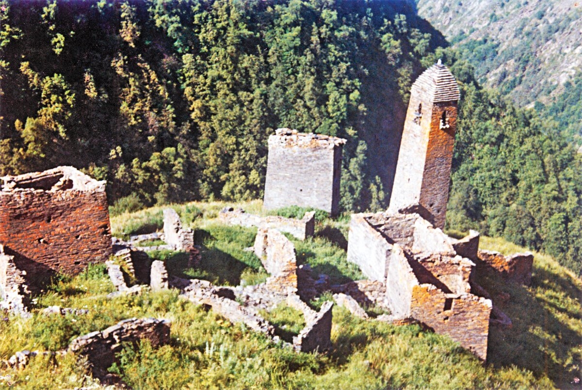 Çeçenistan’ın Maistroy bölgesinde Stiikhalle yerleşim bölgesine ait mimari kalıntılar