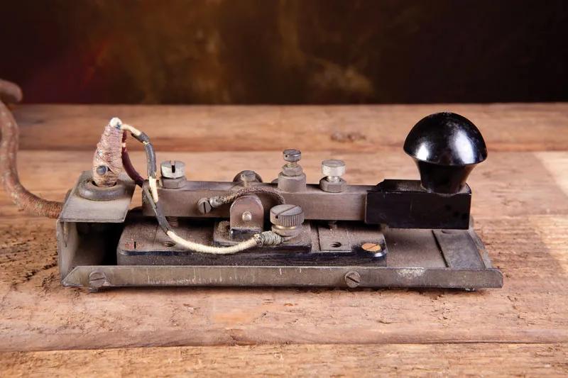 telegraph-transmitter-Morse-Code.webp
