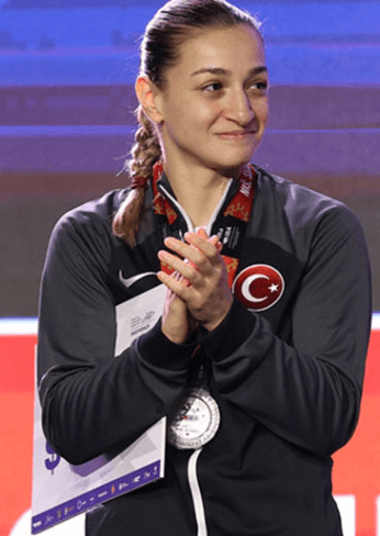 Buse Naz Çakıroğlu KART.png