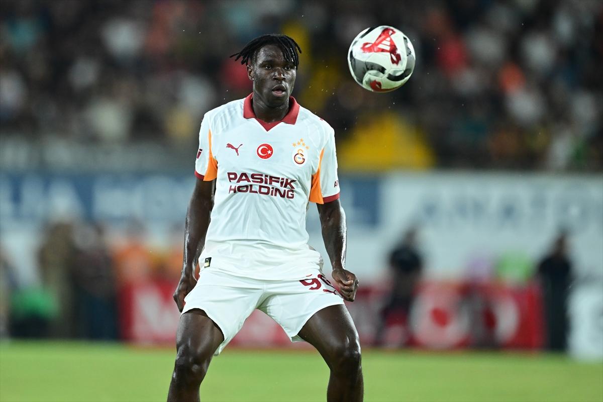 AA-20250926-39235972-39235962-CORENDON_ALANYASPOR_GALATASARAY.jpg